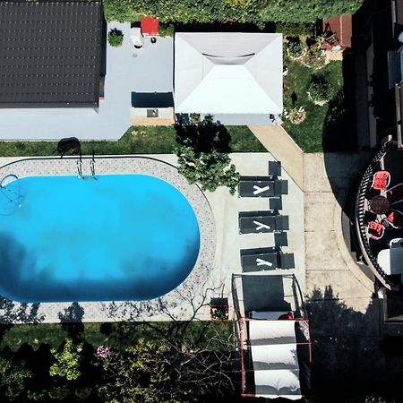 Lux Apartments With Pool Dex Zemun Polje المظهر الخارجي الصورة