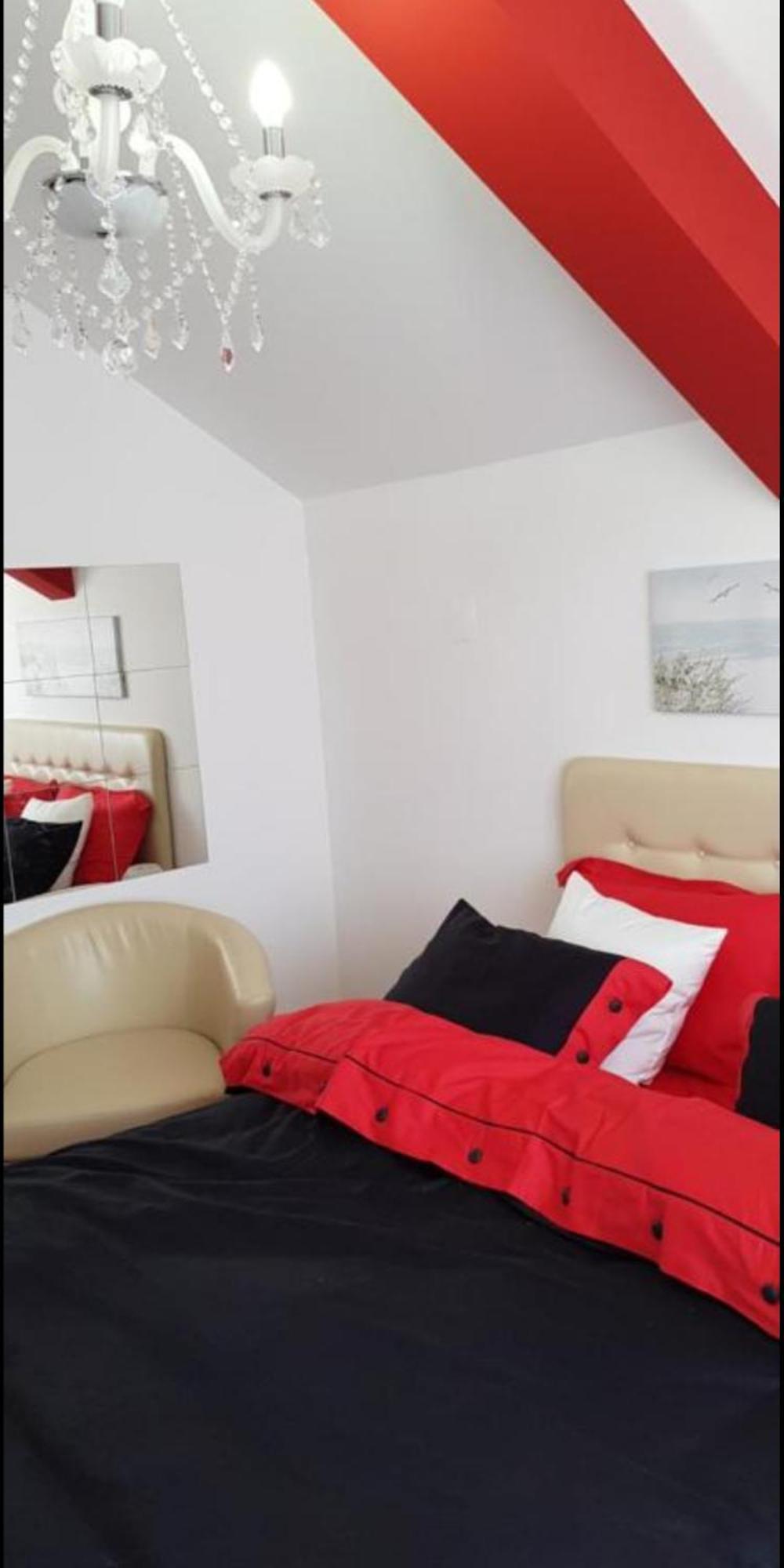 Lux Apartments With Pool Dex Zemun Polje المظهر الخارجي الصورة